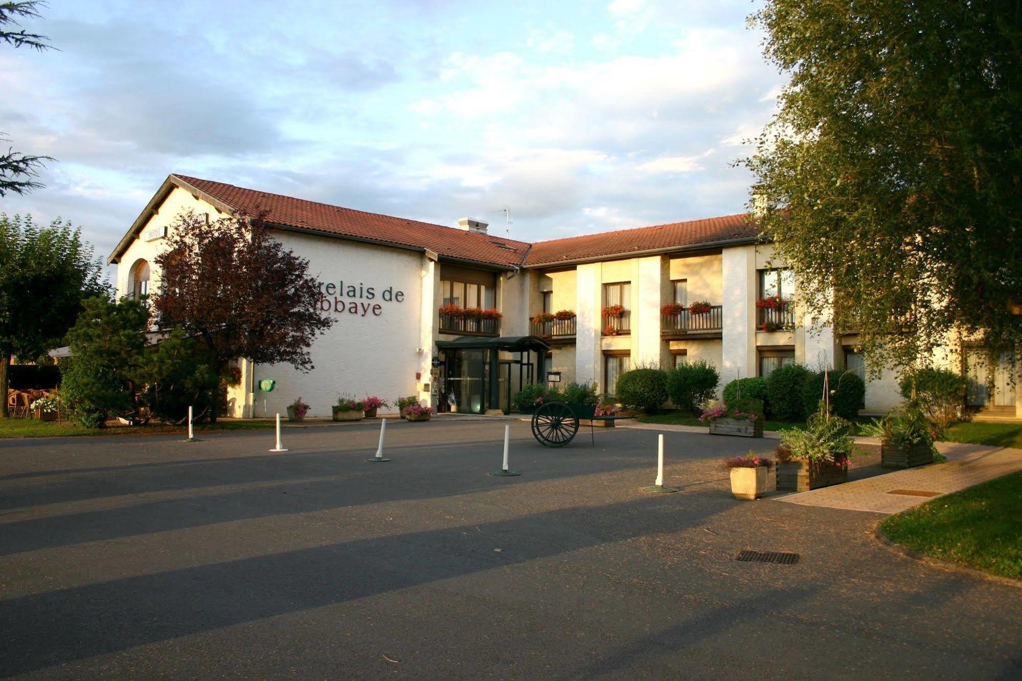 Relais De L'Abbaye Hotel Charlieu Екстериор снимка